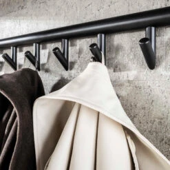 Fraaai - Weiss Kapstok 10 Haaks Roede-hoedenplank - Zwart/bruin -Opbergmeubels Winkel 448c160d9fbc47b2ae77b79f39654947